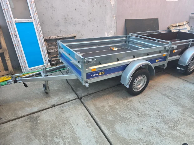 autoprikolica vesta light 20