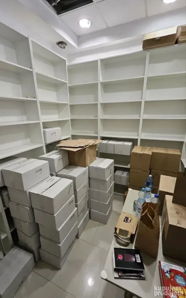 Selidbe i skladištenje nameštaja NAJJEFTINIJE Kombi prevoz