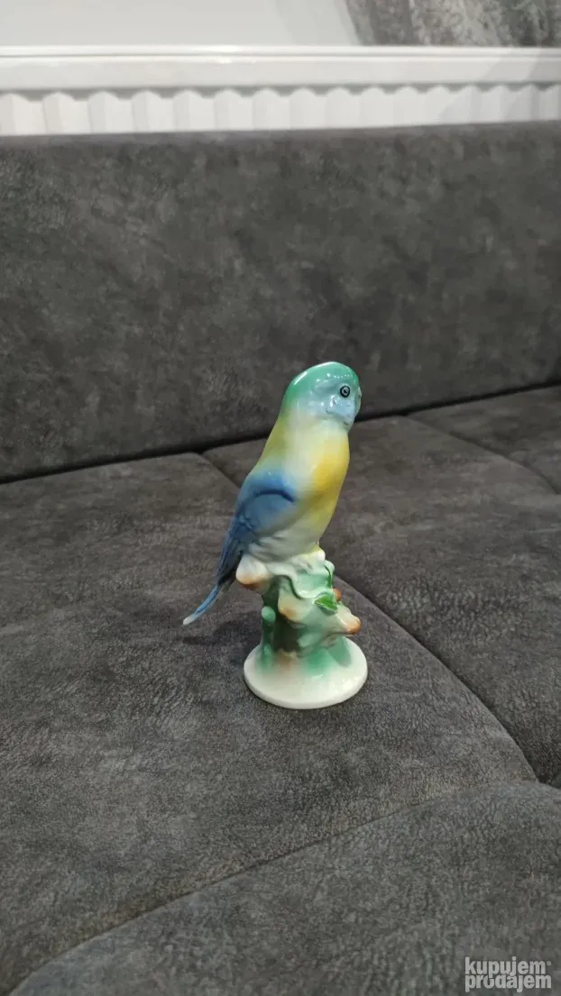 Nemacka figura papagaj