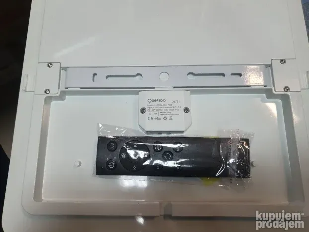 Led Rgb Plafonjera sa Daljincem - LEOEU