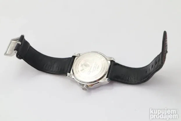Festina F16585/8 rucni sat dan datum mesec