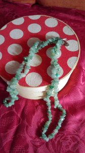 Ogrlice od zada korala dragog kamena