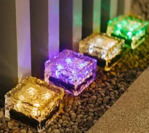 Led solarne kocka lampe u dve dimenzije