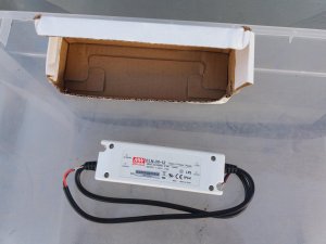 Hitno! Mean Well ELN-30-12 12V 2,5A IP64 Novo!