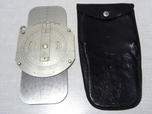 Pilotski navigacioni računar Teleoptik 450-1-B iz 1951. god.