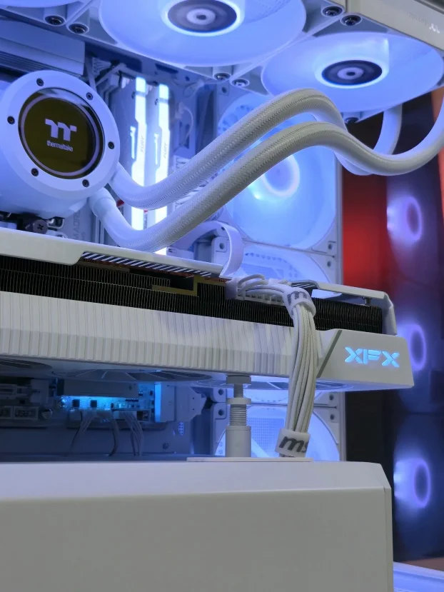 Ryzen 7 9800X3D RX 7800XT B850 32GB 1TB - SM071PC