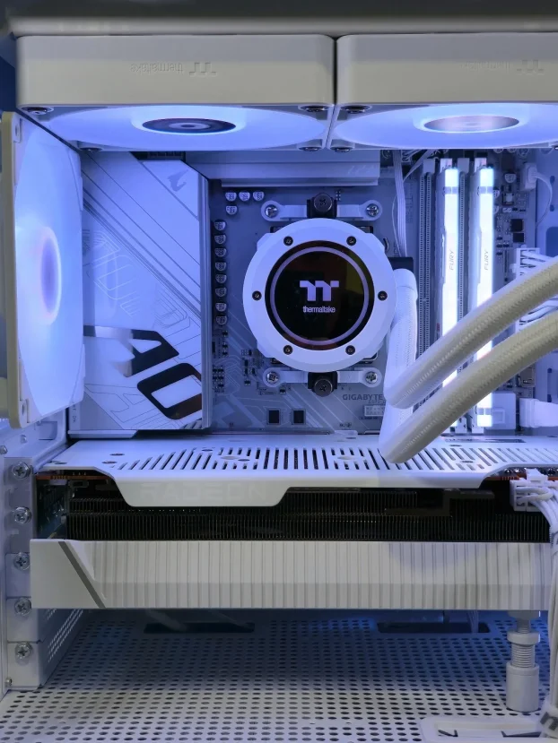 Ryzen 7 9800X3D RX 7800XT B850 32GB 1TB - SM071PC