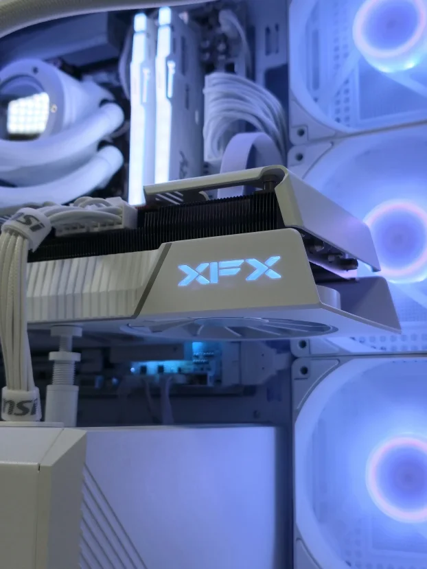 Ryzen 7 9800X3D RX 7800XT B850 32GB 1TB - SM071PC