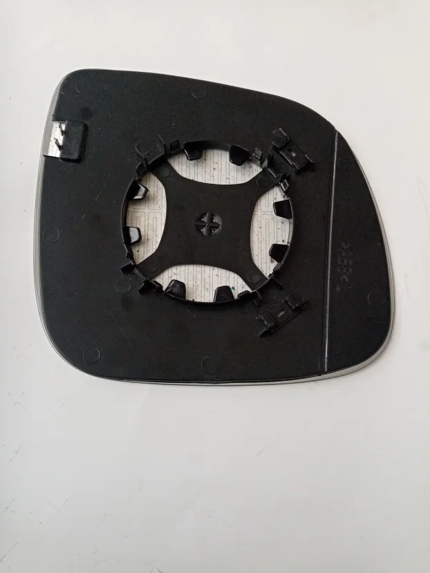 Staklo retrovizora levo Audi Q5