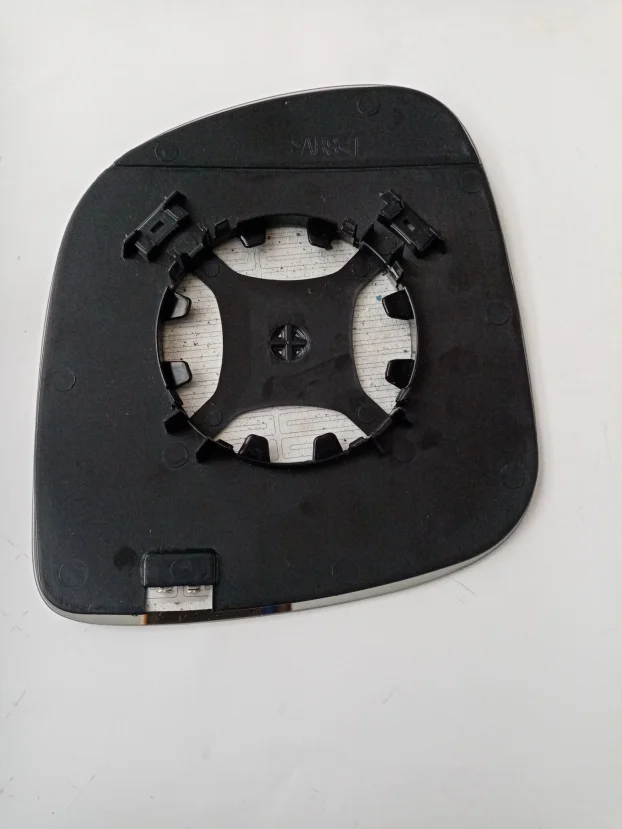 Staklo retrovizora levo Audi Q5