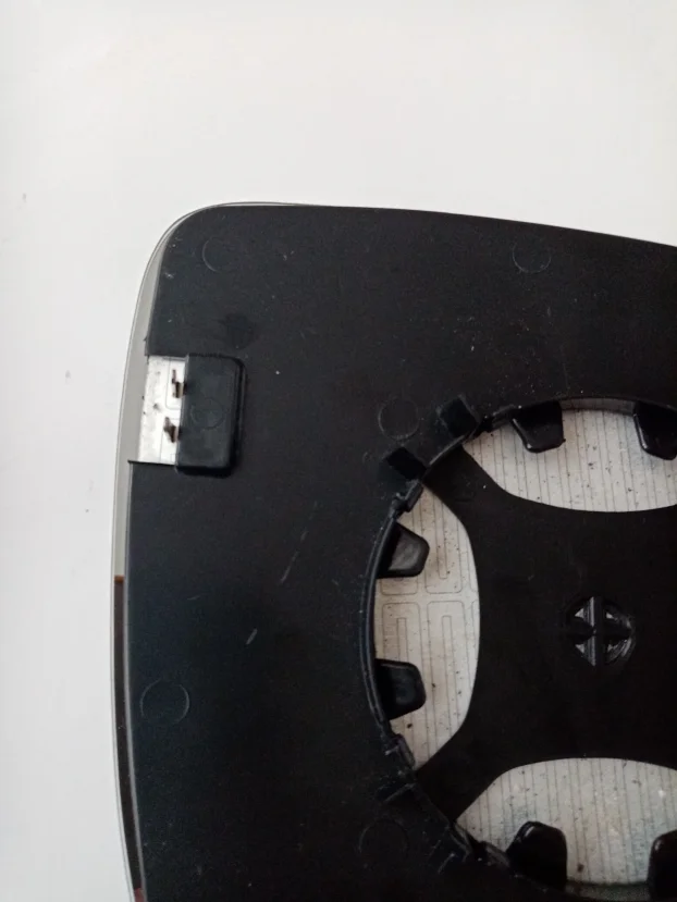 Staklo retrovizora levo Audi Q5