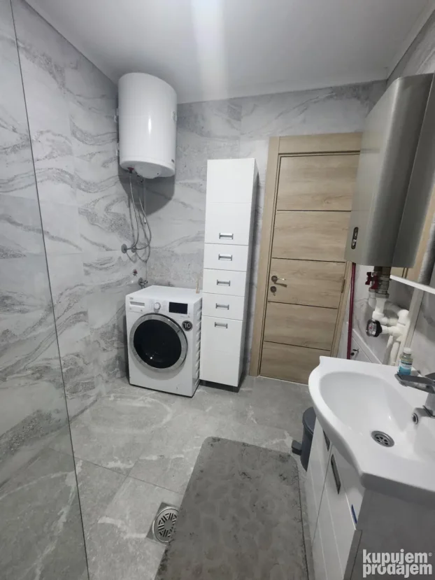 Dusanova, Kruševac, Centar, 2.0 dvosoban, 52 m²