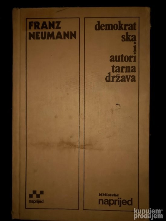 Demokratska i autoritarna drzava
