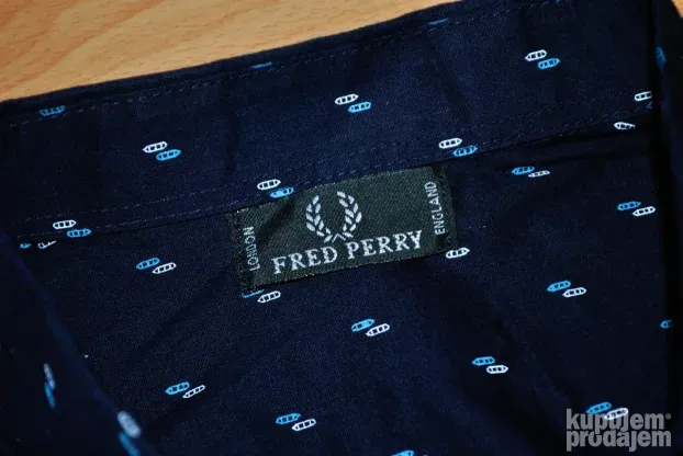 FFRED PERRY muška košulja M, PRELEPAA