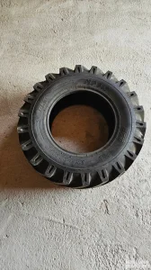 Gume za bagere i  mini dampere