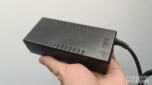 Adapter za hoverboard 41.5V