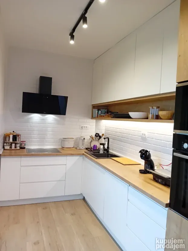 Crna Gora, Herceg Novi, 3.0 trosoban, 70 m²