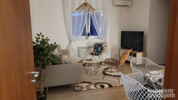 Crna Gora, Herceg Novi, 3.0 trosoban, 70 m²