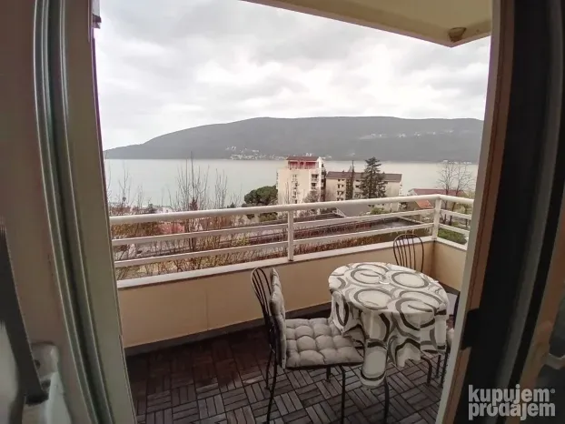 Crna Gora, Herceg Novi, 3.0 trosoban, 70 m²