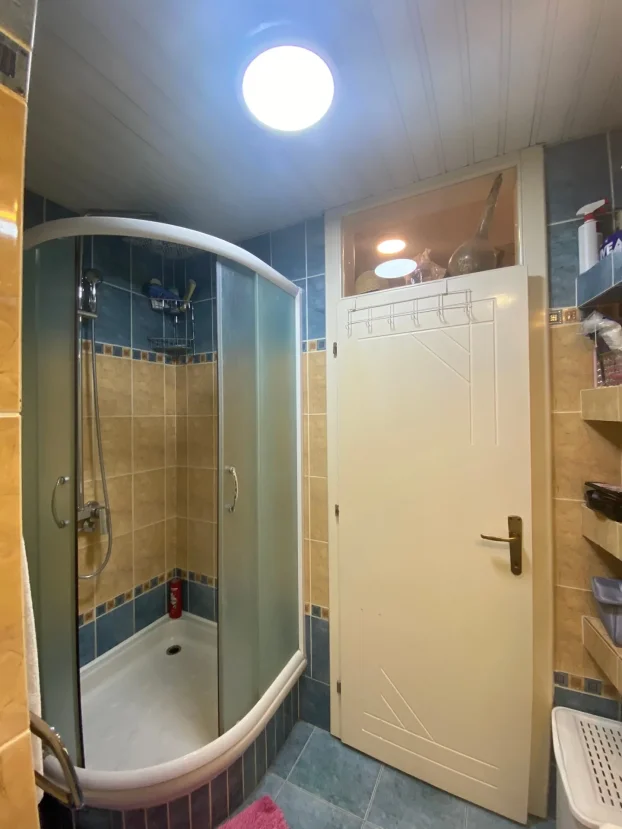 Trg Komenskog, Grbavica, 5+ petosoban, 124 m²