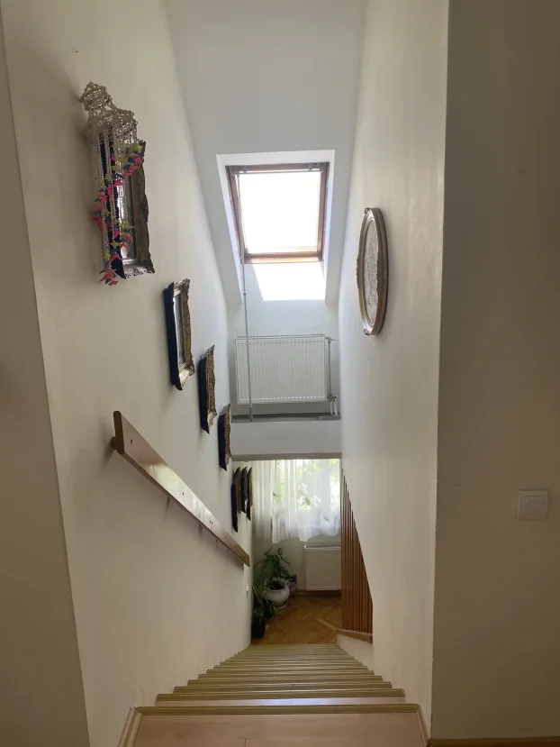 Trg Komenskog, Grbavica, 5+ petosoban, 124 m²