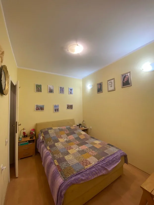 Trg Komenskog, Grbavica, 5+ petosoban, 124 m²