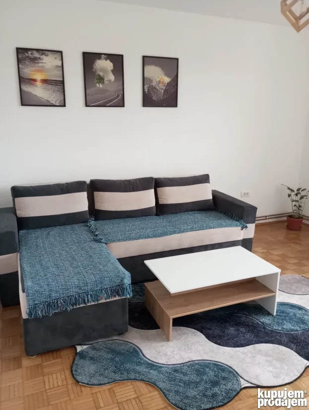 Gazimestanska, Kruševac, Centar, 2.0 dvosoban, 58 m²
