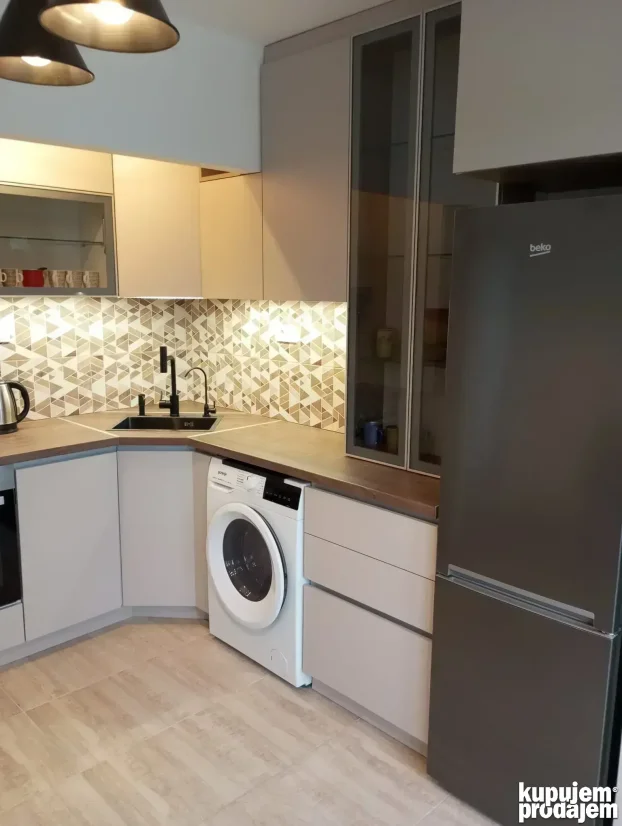Gazimestanska, Kruševac, Centar, 2.0 dvosoban, 58 m²