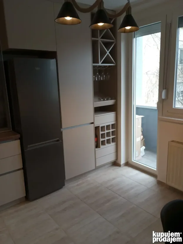 Gazimestanska, Kruševac, Centar, 2.0 dvosoban, 58 m²