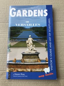KNJIGA - o sjajnim vrtovima francuskog dvorca Versaj, nova