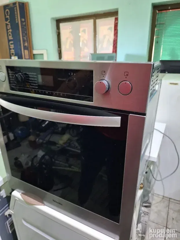Ugradna Rerna Miele