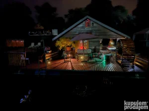 Iznajmljujem predivan splav za odmor i uzivanje