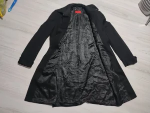 HUGO BOSS crni duzi kaput vuna vel. 56 - kao nov