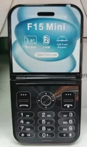 Mobilni telefon F15 na preklop