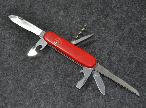 Nož Victorinox Economy 3.36 11
