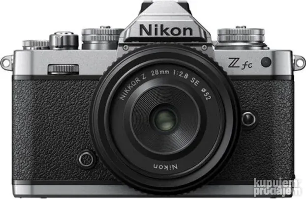 Nikon Z FC + Z 28mm F/2.8 SE