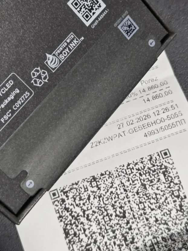 Samsung S25 12/256 Navy NOV Neotpakovan 2god gar.