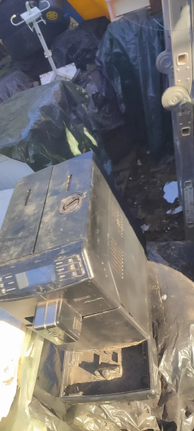 aparat za espreso kafu saeco minuto hd8763  crni