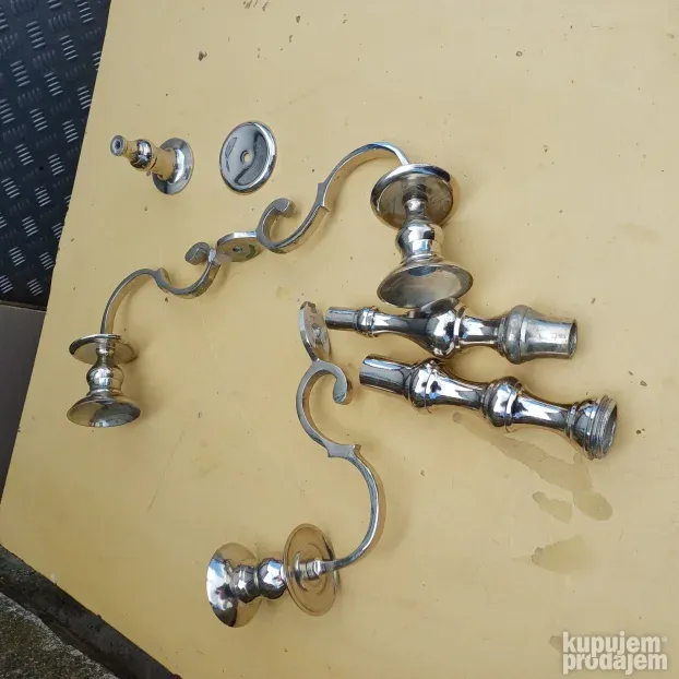 Delovi lustera-lampe