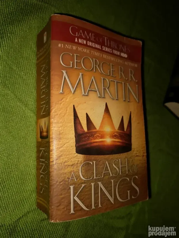 A clash of kings - G. R. R. Martin
