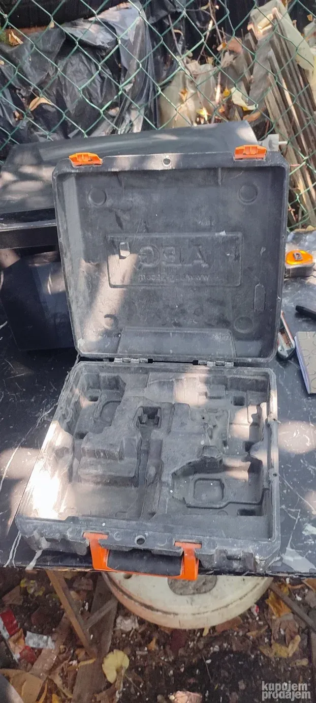 kofer plasticni za aku.busilicu aeg 14,4v.