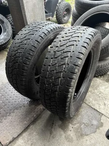 Dve gume 235/65 R16C