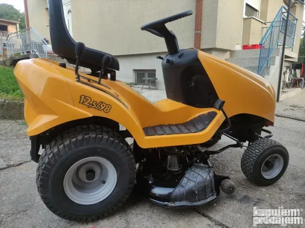 Castelgarden traktor kosacica