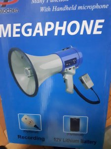 Profesinalni Megafon usb mp3 aku baterija  NOVO
