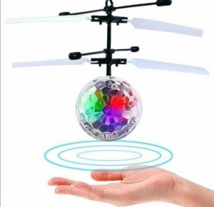 Leteća loptica dron leteca lopta igračka