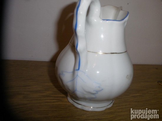Bokal za mleko stari oslikan porcelan