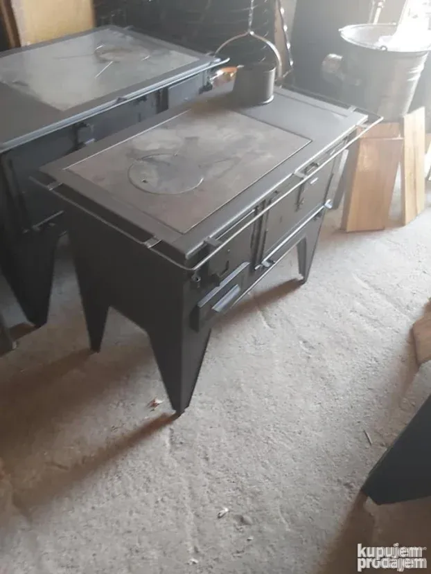 Tradicionalni-etno sporet sa ramom oko plotne (40cm rerna)