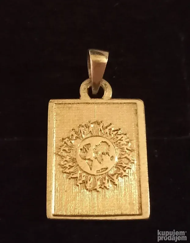 Stari Prelep Srebrni privezak, Ljubavn strela na inicijalu V