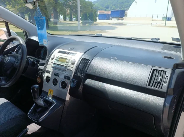 2005 Toyota Corolla Verso 2.0 4D4