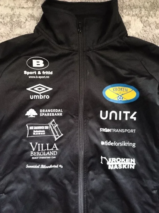 Umbro UX-1 Performance jakna XL